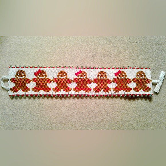 "Gingerbread " swarovski crystal beaded bracelet - Picture 3 of 3